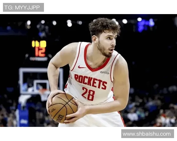 火箭队小贾防守表现亮眼展现DPOY潜力,申京强调团队防守助力体系成型